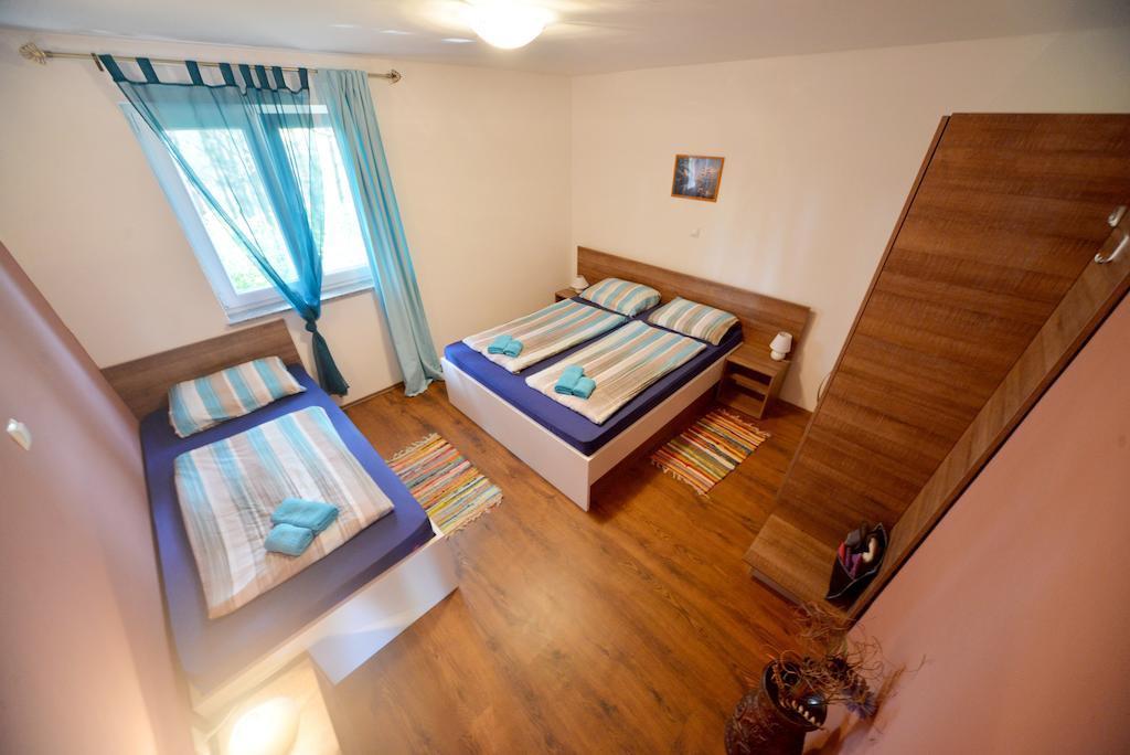 Guest House Rudine Slunj Rom bilde