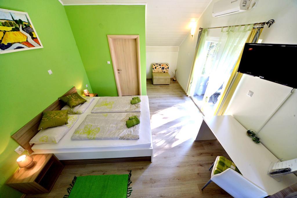 Guest House Rudine Slunj Rom bilde